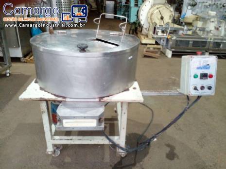 Compactadora com masseira cont�nua Braslaer