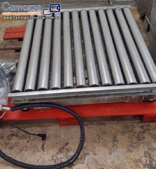 Balan�a de piso com roletes em a�o inox Alfa Instrumentos 500 kg
