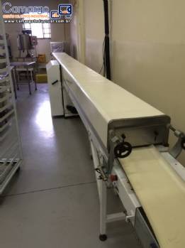 T�nel de resfriamento para chocolate com cobrideira Pir�g