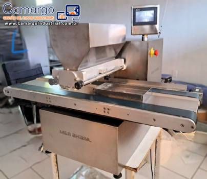 Pingadeira dosadora com 6 bicos para massas moles M&B Brasil Pingadeira dosadora com 6 bicos para massas moles M&B Brasil